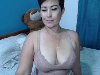 Sunny-Rayz nude Live Sex Chat Room