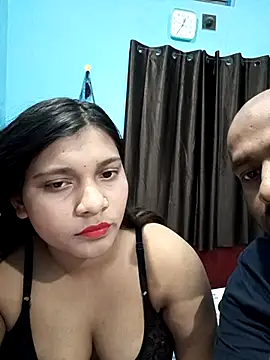 TheViralCouple naked strip on cam for live sex video chat