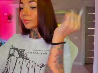LowkeyGoldie nude Live Sex Chat Room