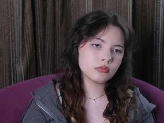 MaeGrayer nude Live Sex Chat Room