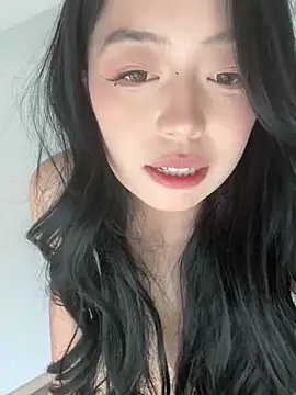 xiao-e-66 naked strip on cam for live sex video chat
