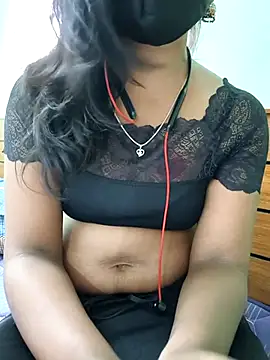 Dreamqueentamill naked strip on cam for live sex video chat
