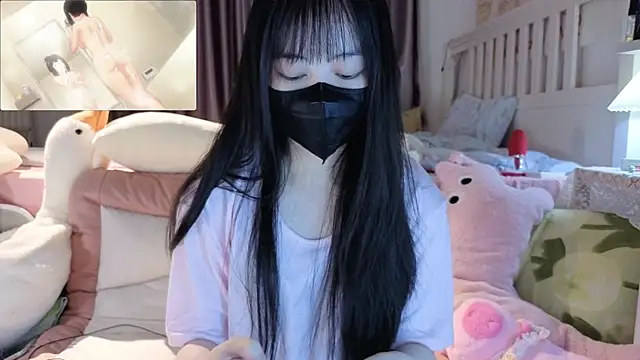 love-uiui naked strip on cam for live sex video chat