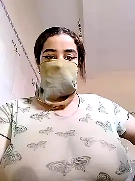 Maraamm naked strip on cam for live sex video chat