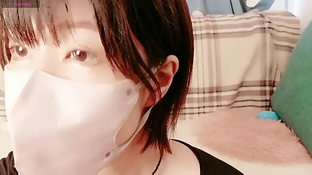 Minyami- naked strip on cam for live sex video chat