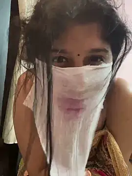 Miss_luna35 naked strip on cam for live sex video chat