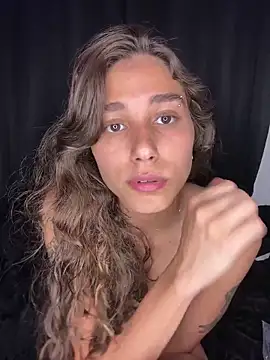 Beatriz_Santox1 naked strip on cam for live sex video chat
