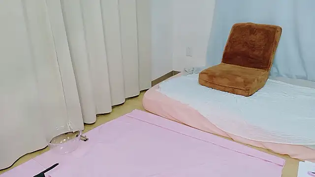 manaka_19cats naked strip on cam for live sex video chat