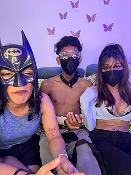 SPICYY_CATT naked strip on cam for live sex video chat