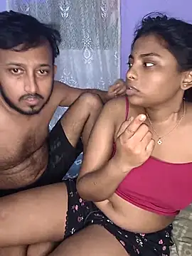 Trending_Couple naked strip on cam for live sex video chat