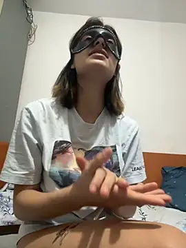 fuckmedaddy- naked strip on cam for live sex video chat
