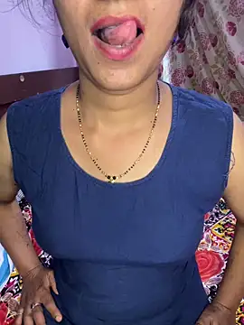 Mysore_Mallika naked strip on cam for live sex video chat