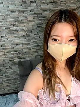 yuuhichan naked strip on cam for live sex video chat