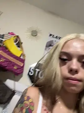 itspinkkk naked strip on cam for live sex video chat