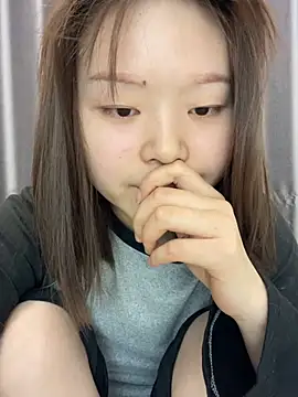 DMG-41 naked strip on cam for live sex video chat