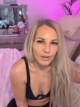 JulieSol naked strip on cam for live sex video chat