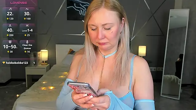 scent__of_woman naked strip on cam for live sex video chat