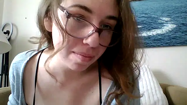 sweetsocalgirl naked strip on cam for live sex video chat