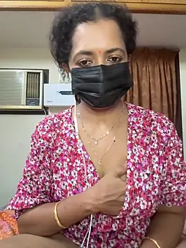 TeddyLover5 naked strip on cam for live sex video chat