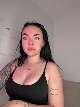 YorkshireGirly naked strip on cam for live sex video chat