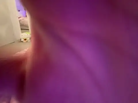 LaylaKutiex naked strip on cam for live sex video chat