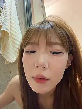 linlian3 naked strip on cam for live sex video chat