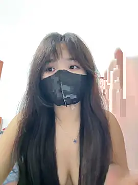 VyVy18 naked strip on cam for live sex video chat