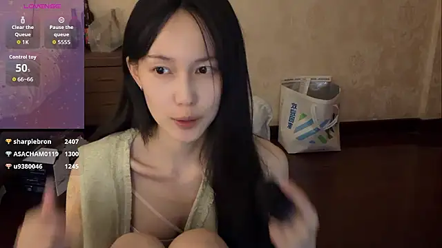 DD-5200 naked strip on cam for live sex video chat