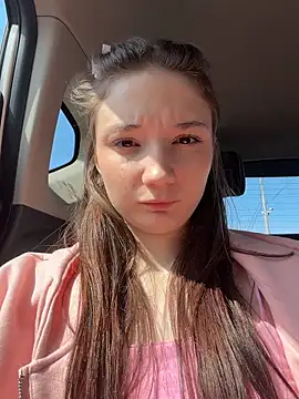 hiding-mila naked strip on cam for live sex video chat