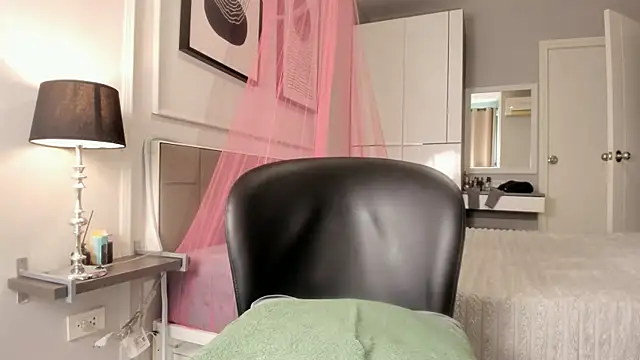 Jap_amelle naked strip on cam for live sex video chat