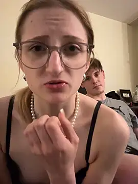 LauraundSteve_ naked strip on cam for live sex video chat