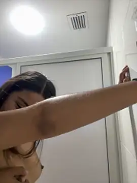 Daliz naked strip on cam for live sex video chat