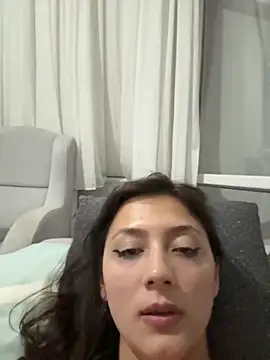 melosunuzz naked strip on cam for live sex video chat