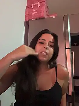 onMelan naked strip on cam for live sex video chat