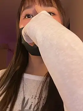 Be_Miuu naked strip on cam for live sex video chat
