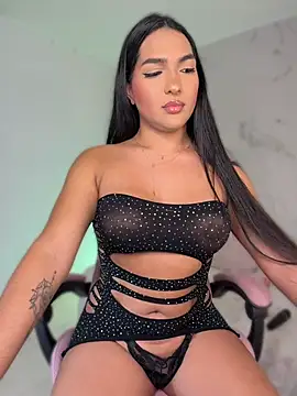 isabella1sexy naked strip on cam for live sex video chat