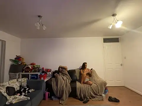 PrinnyJay114 naked strip on cam for live sex video chat